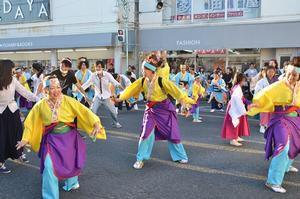 踊りは飛び入り参加大歓迎02