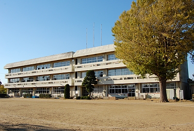 平和小学校