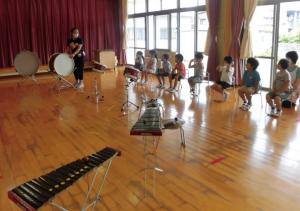 八日市場幼稚園  楽器遊び