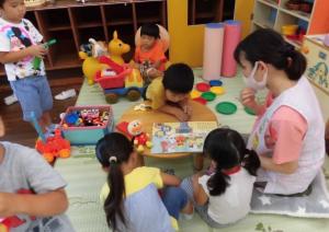 八日市場幼稚園室内遊び４